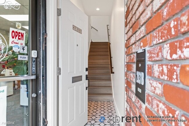 Building Photo - 3 br, 2 bath House - 2831 San Bruno Ave, S...