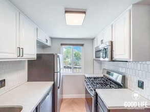 Building Photo - 2349 Altisma Way