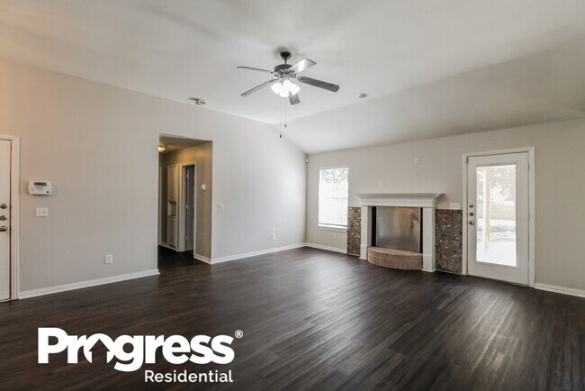 Building Photo - 6325 Hartman Rd