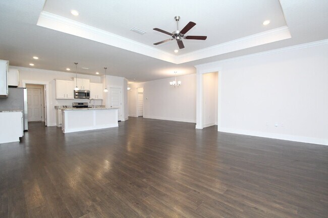 Foto del edificio - 3BR/2BA Cantonment New Construction Townhome with 2-Car Garage, Granite Kitchen & Low-Maintenance...