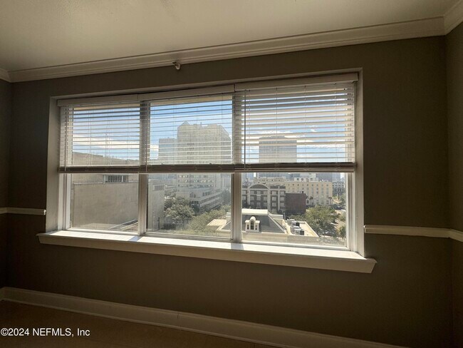 Foto del edificio - 311 E Ashley St