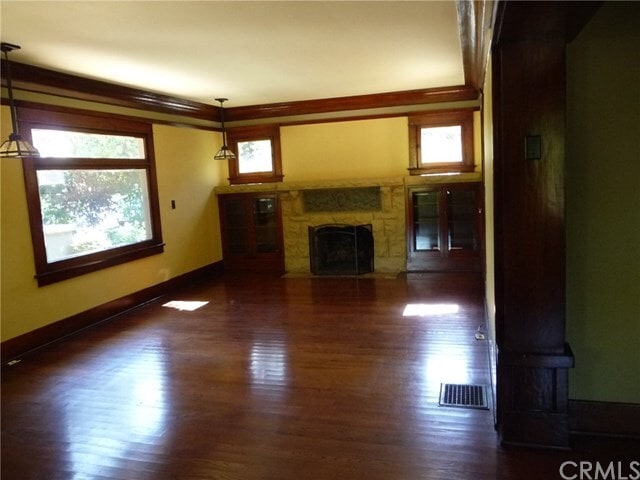 Building Photo - 1755 N Hill Ave