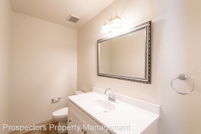 Building Photo - 2 br, 1.5 bath House - 7721 Murray Ave
