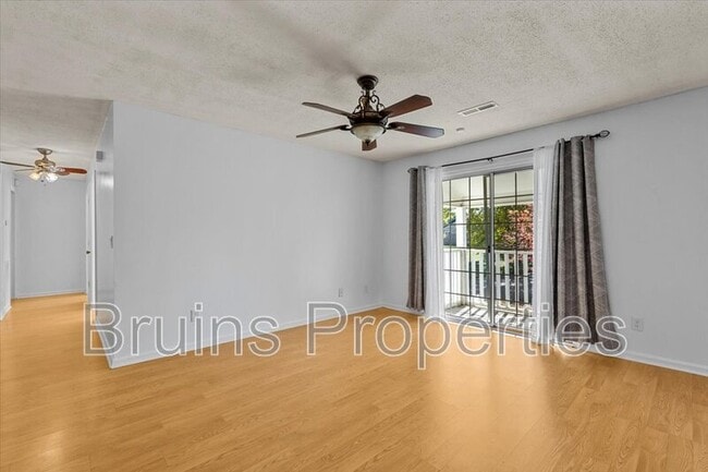 Foto del edificio - 5521 Hornaday Rd