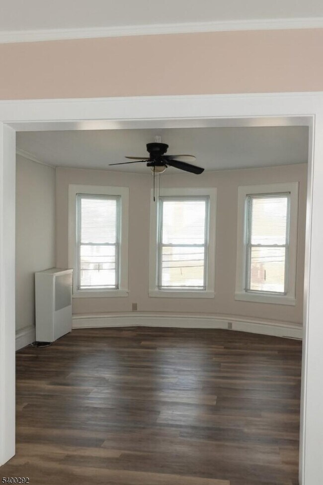 Foto del edificio - 71 Crystal St