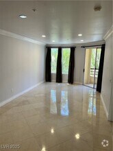 Building Photo - 270 E Flamingo Rd