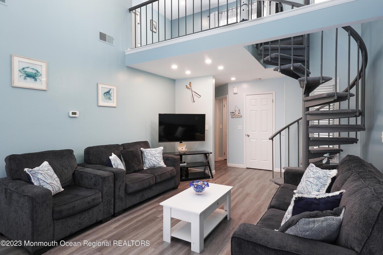 210 Sumner Ave Unit B4, Seaside Heights, NJ 08751 Condo for Rent in