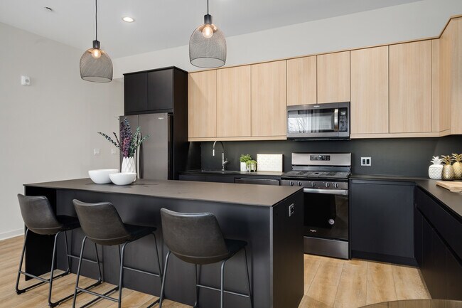 Foto del edificio - 288 Stonington Dr