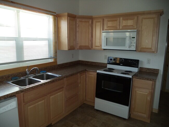 Foto del edificio - 433 3rd Avenue NW