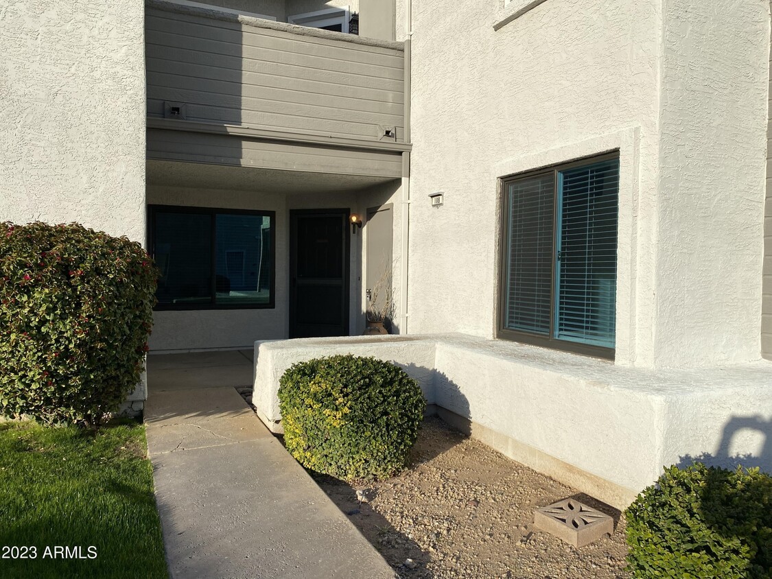 Primary Photo - 9205 59th Ave