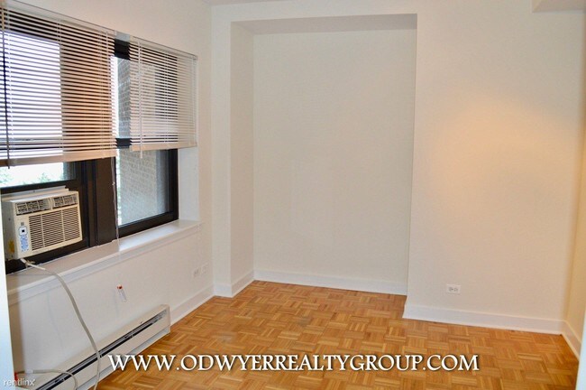 Foto del edificio - 2 br, 2 bath  - 1400 N Lake Shore Dr Apt 5C