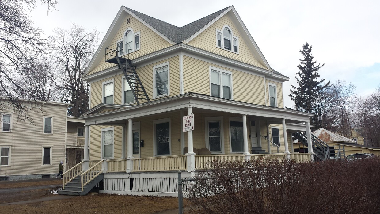 Primary Photo - 94 Broad St