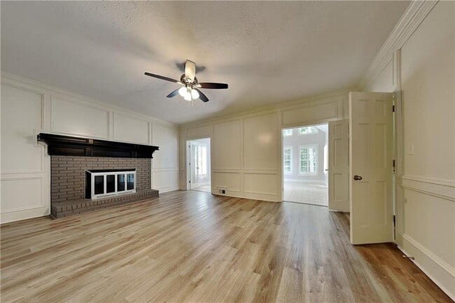 Building Photo - 1231 Kelvington Way SW