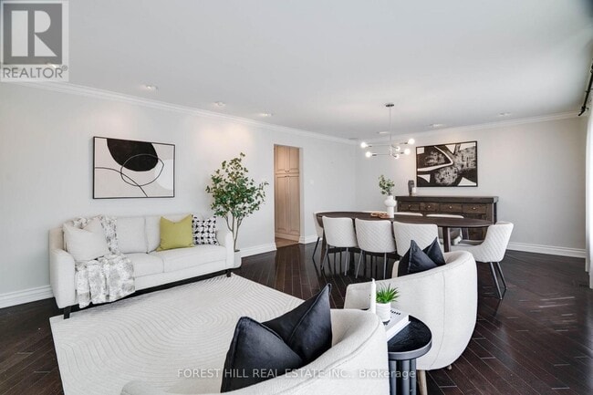 Building Photo - 244 Waterloo Ave