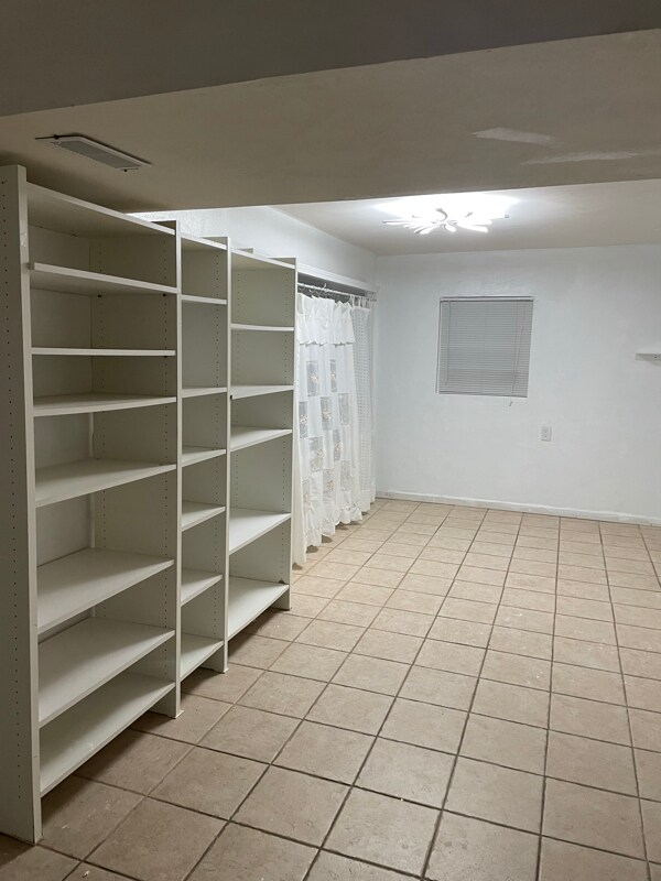 Photo - 217 Jubaka Dr House