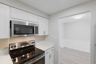 Building Photo - The Jefferson Apartments