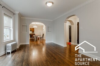 Building Photo - 4838 N Paulina St