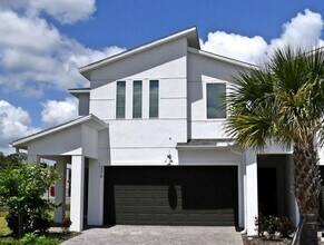 Building Photo - 3370 Beaute Dr