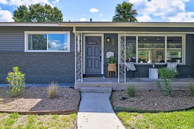 Building Photo - Home for Rent