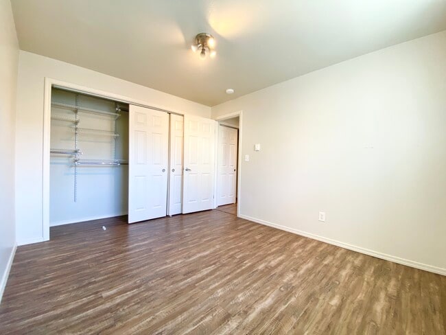 Building Photo - Via Apartments