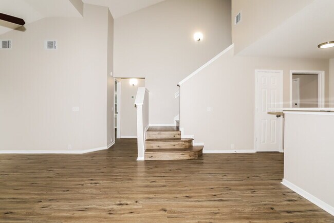 Building Photo - 11915 Sonora Springs Dr