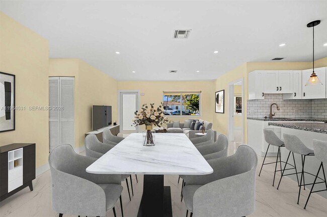 Foto del edificio - 6851 SW 48th Terrace