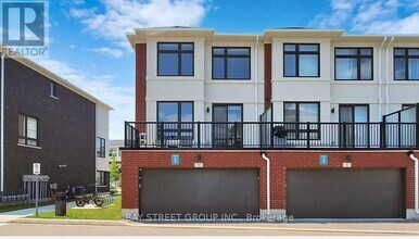 Building Photo - 10 Emily Charron Ln