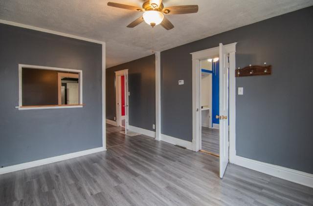 Building Photo - 2 bedroom in BLUE ISLAND IL 60406