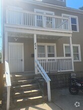 Building Photo - 854 Niagara St