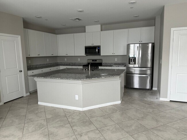 Foto del edificio - Upgraded, 3 bedroom Inspirada Townhome