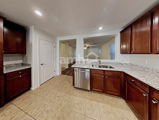 Foto del edificio - 4592 E Longhorn St