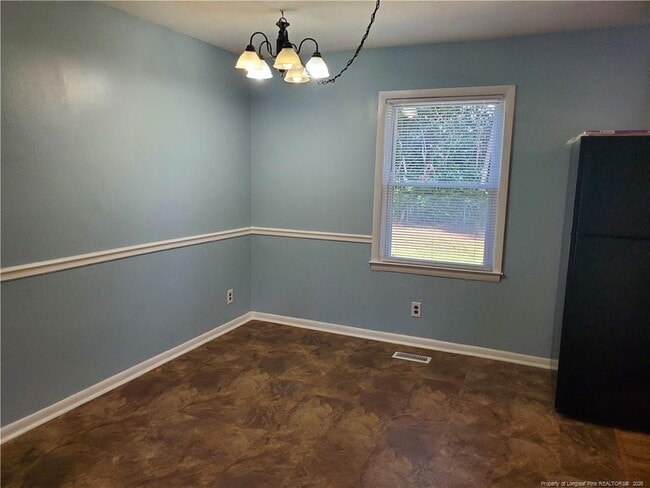 Building Photo - 5415 Cactus Ct