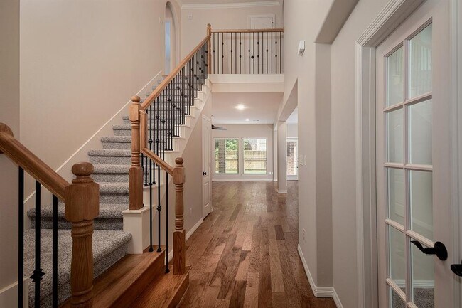 Foto del edificio - 8858 Van Allen Dr