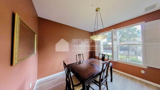 Building Photo - 29 E Portola Ave