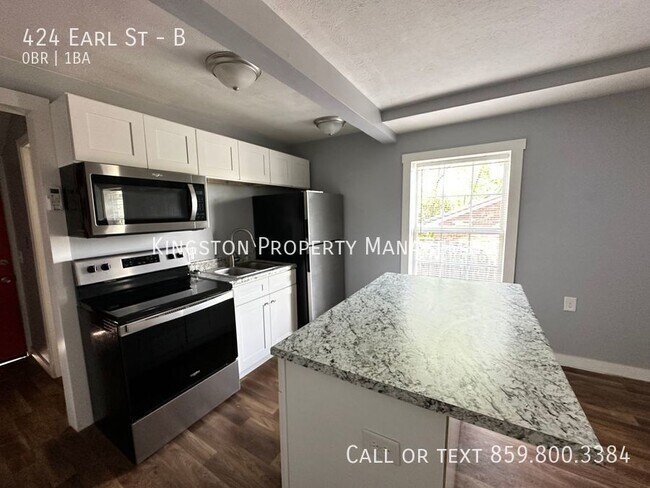 Building Photo - Adorable Studio Now Available!
