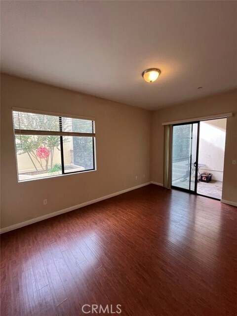 Foto del edificio - 920 Central