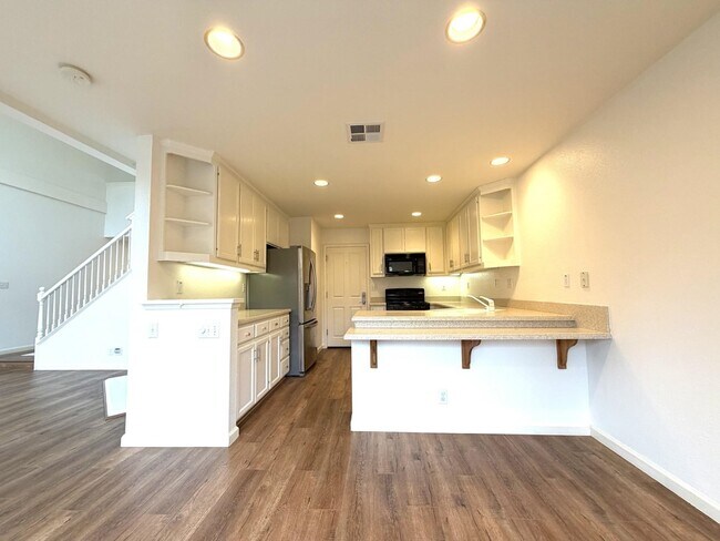 Building Photo - 7835 Veronica Ct