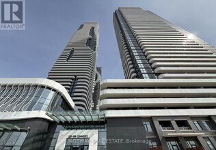 Building Photo - 225 Commerce St