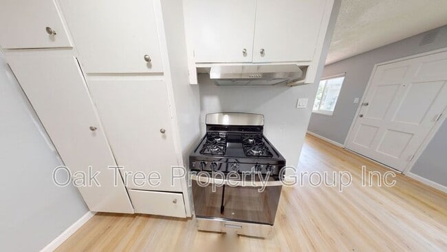 Foto del edificio - 959 75th Ave
