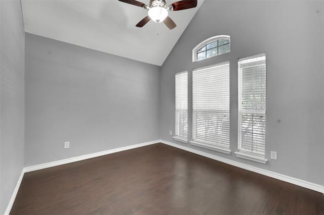 Foto del edificio - 3116 Glen Canyon Dr