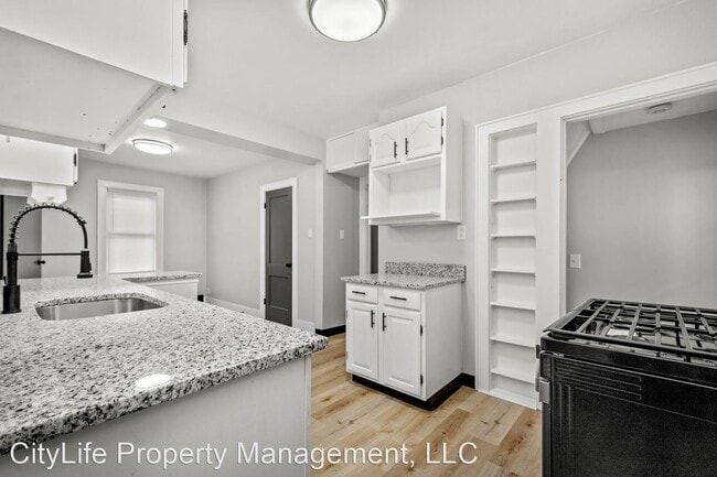 Building Photo - 3 br, 2 bath House - 1118 Glass St