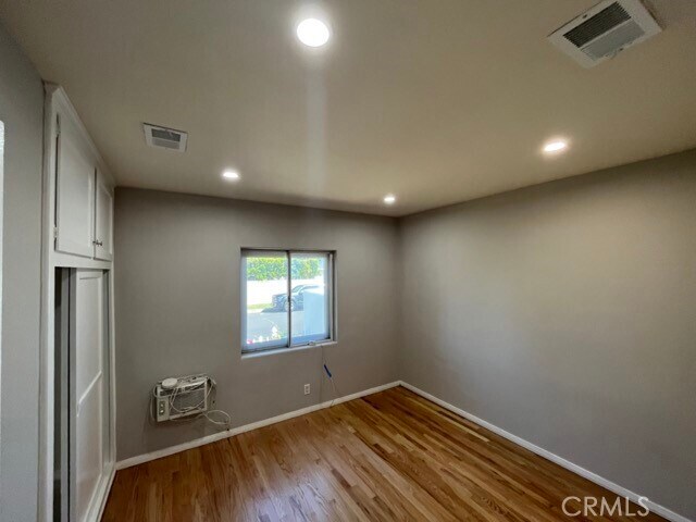 Building Photo - 5782 Hesperia Ave