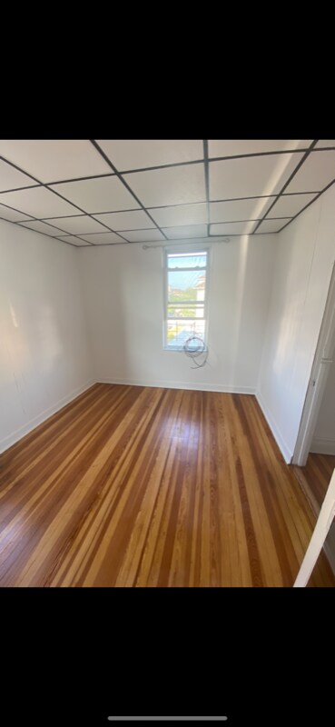 Building Photo - 352 Beach 69th St