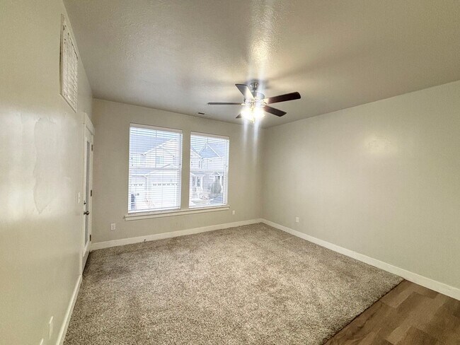 Foto del edificio - 3 Bedroom/2 Bathroom Condo in Lehi
