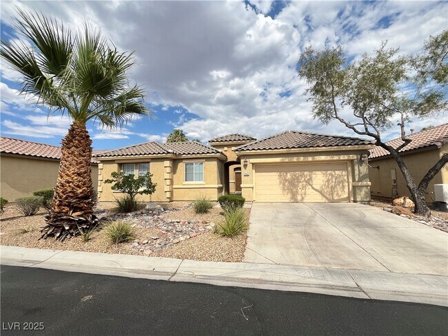 Building Photo - 5044 Walbrook Ln