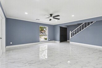 Building Photo - 10103 Margate Dr