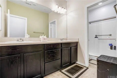 Foto del edificio - 4071 Grand Fir Ln
