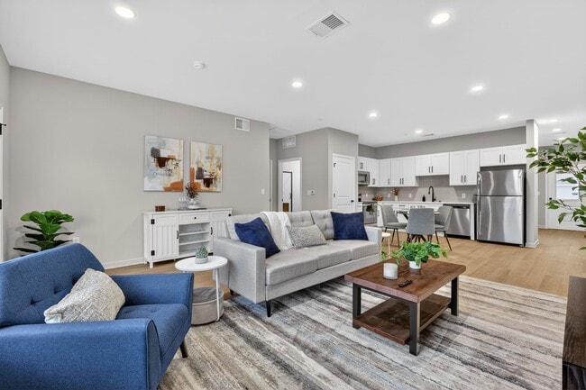 Building Photo - Oak Harbor Village