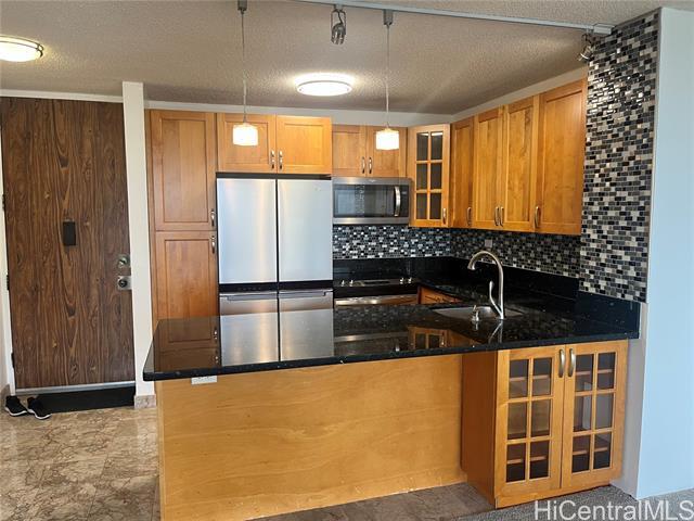 Building Photo - 1717 Mott Smith Dr