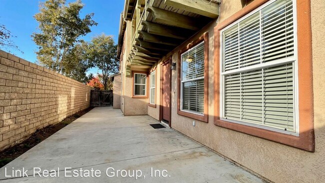 Building Photo - 3 br, 2.5 bath House - 2209 Lily Lane